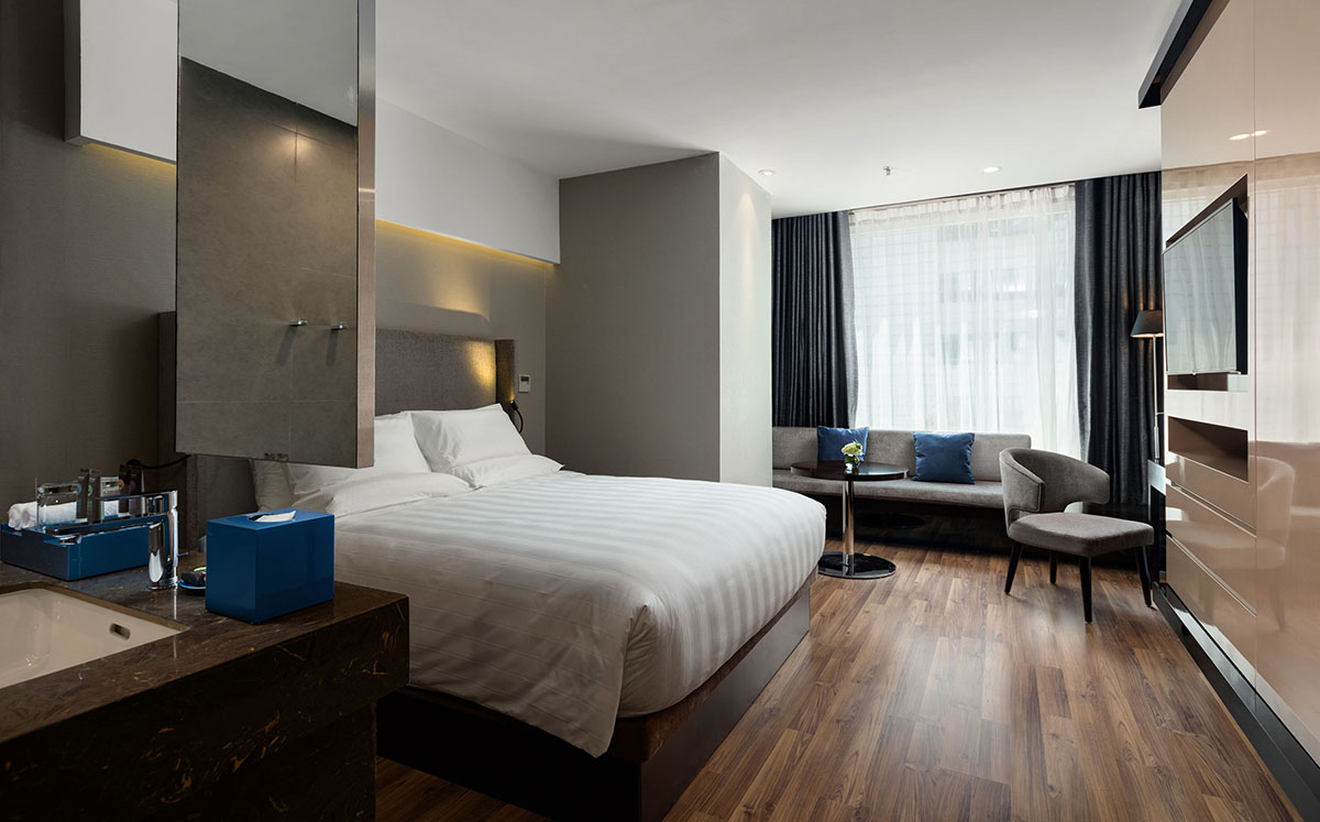 Novotel Suites Hanoi Hotel - 4